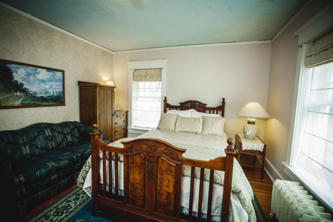 The Rogers House Inn Bed And Breakfast 林垦 外观 照片