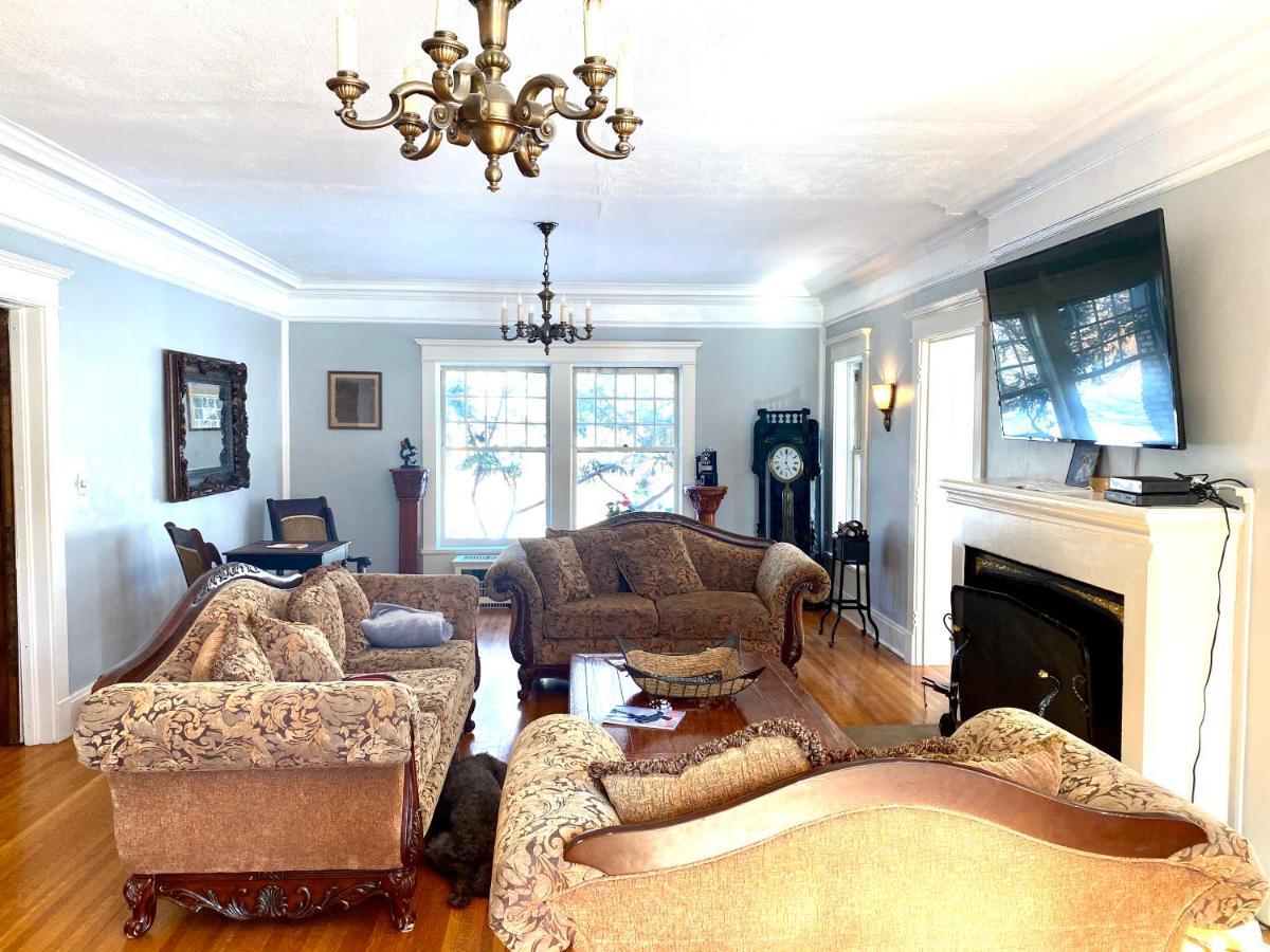 The Rogers House Inn Bed And Breakfast 林垦 外观 照片