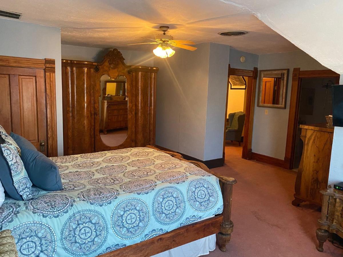 The Rogers House Inn Bed And Breakfast 林垦 外观 照片